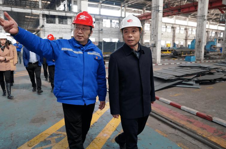 從事船舶修造,船舶機(jī)電設(shè)備安裝,船舶機(jī)械配件生產(chǎn)和銷售為一體的企業(yè)